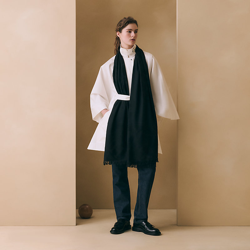ストール 《ニュー・リブリス》 | Hermès - エルメス-公式サイト